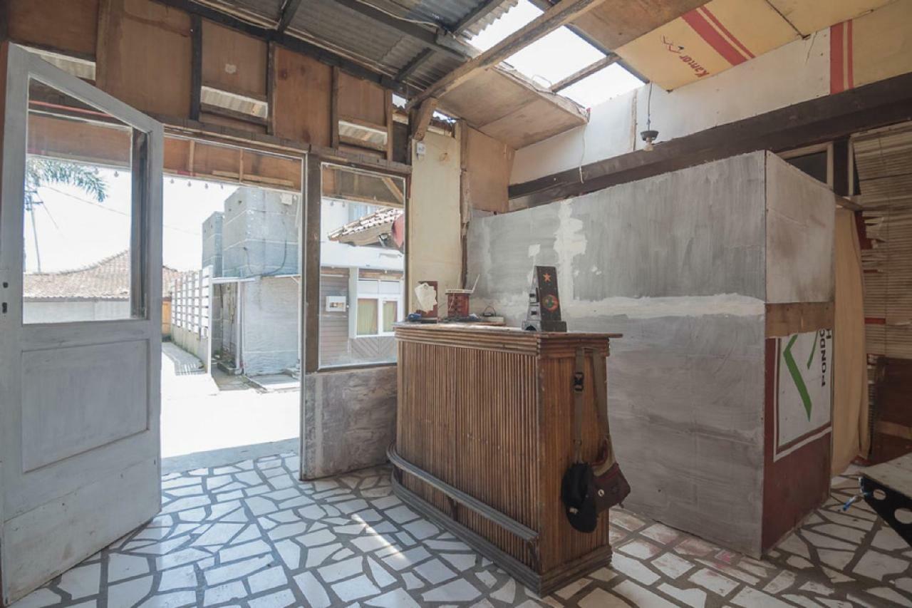 Reddoorz @ Maribaya Street Otel Lembang Dış mekan fotoğraf